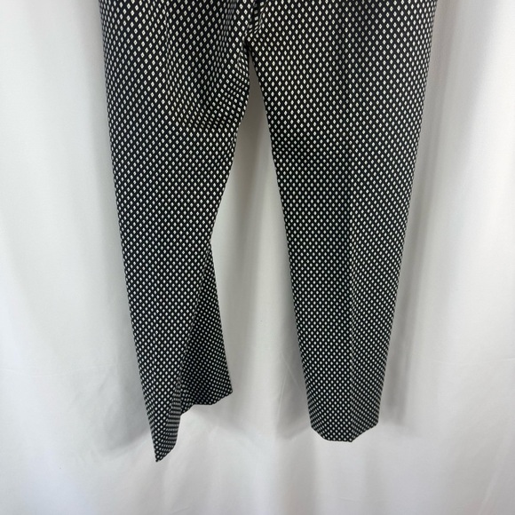Chico's Black and White Pants - Diamond
Print - Size 2.5 R US SZ: 14R - Picture 8 of 9